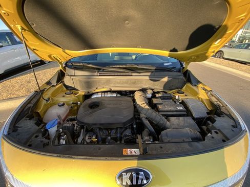 Certified 2021 Kia Seltos SX w/ SX Sunroof Package image 33