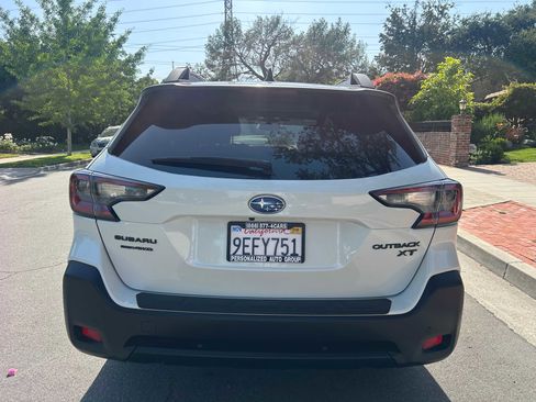 Used 2023 Subaru Outback Onyx Edition XT AWD/4WD image 7