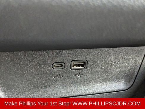 Used 2026 Chevrolet Equinox LT FWD image 20