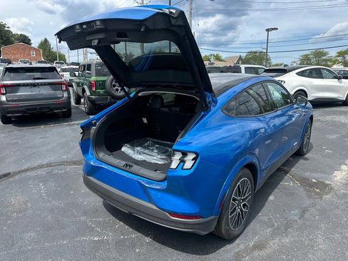 New 2025 Ford Mustang Mach-E Premium image 40