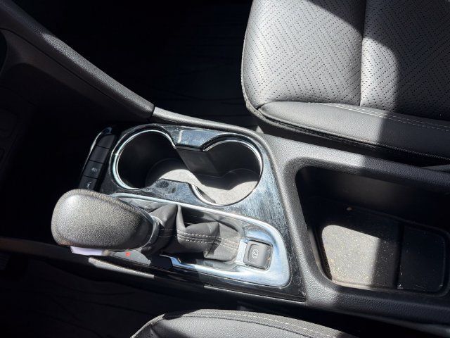 Used 2023 Buick Encore GX Essence w/ Experience Buick Package FWD image 15