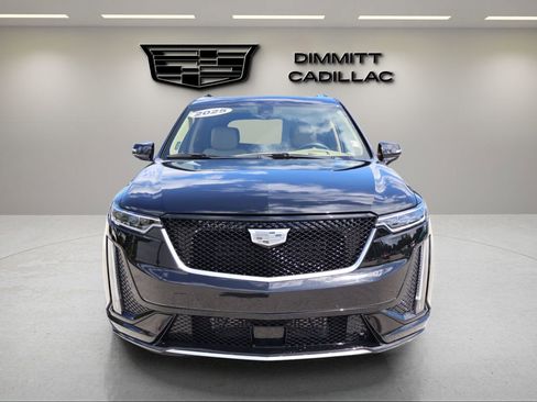 Used 2025 Cadillac XT6 Sport w/ Platinum Package AWD/4WD image 8