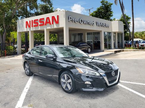 Certified 2022 Nissan Altima 2.5 SL image 3