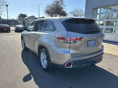 Used 2014 Toyota Highlander LE