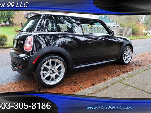 Used 2012 MINI Cooper S image 9