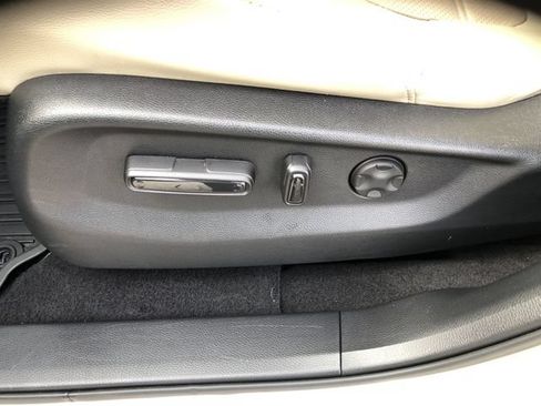 Certified 2019 Honda CR-V Touring image 29