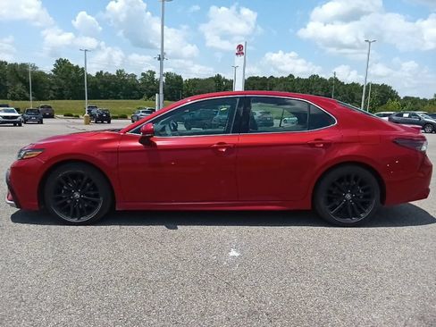 Used 2024 Toyota Camry XSE w/ Navigation Package FWD image 6