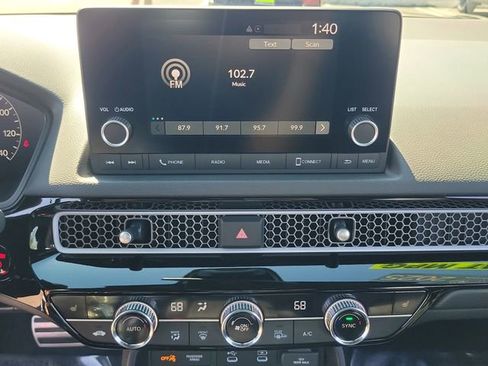 Used 2025 Honda Civic Sport image 27