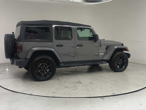 Used 2021 Jeep Wrangler Unlimited Sahara w/ Cold Weather Group AWD/4WD image 9