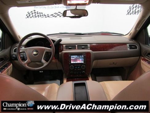 Used 2013 Chevrolet Tahoe LTZ image 24