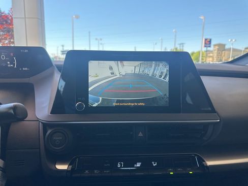 New 2026 Toyota Prius FWD image 33