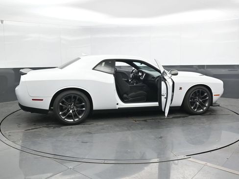Used 2021 Dodge Challenger R/T Scat Pack RWD image 50