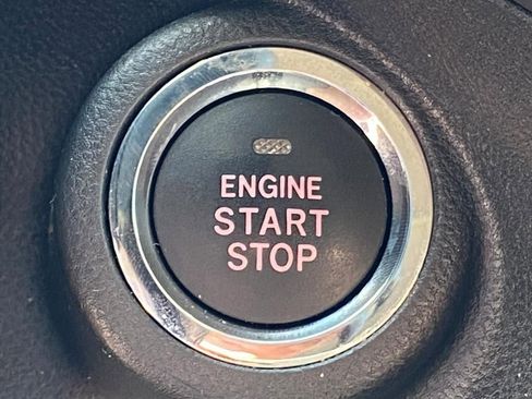 Used 2021 Subaru Forester Premium image 18