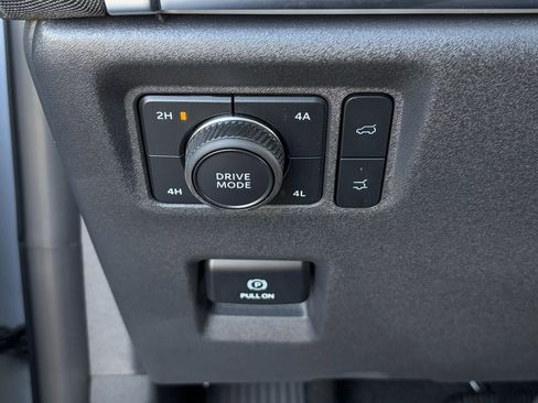 New 2025 Ford Expedition Max Platinum w/ Stealth Appearance Package image 45