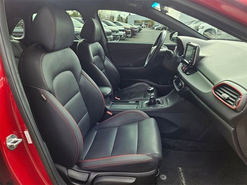 Used 2019 Hyundai Elantra GT N Line image 18