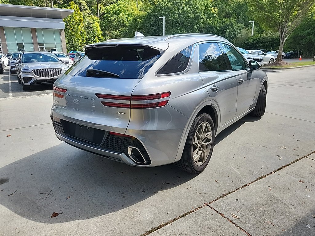 Used 2025 Genesis GV70 2.5T AWD/4WD image 2
