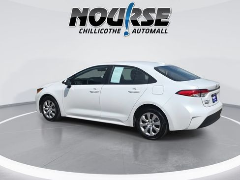 Used 2026 Toyota Corolla LE FWD image 6