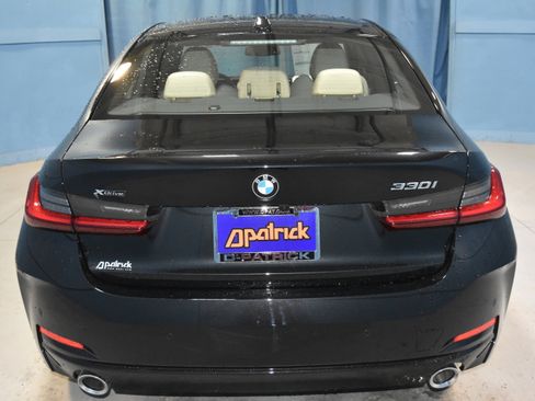 New 2026 BMW 330i xDrive Sedan w/ Premium Package image 24