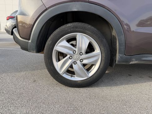 Used 2019 Honda HR-V EX image 9