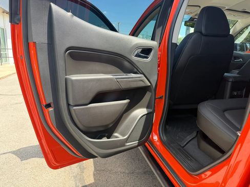 Used 2022 Chevrolet Colorado ZR2 AWD/4WD image 26