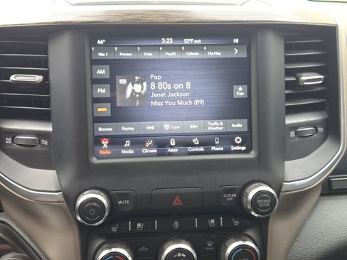 Used 2020 RAM 1500 Laramie image 20