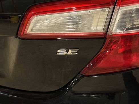 Used 2012 Toyota Camry SE image 23