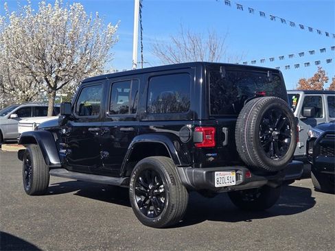 Used 2021 Jeep Wrangler Unlimited Sahara w/ Cold Weather Group image 6