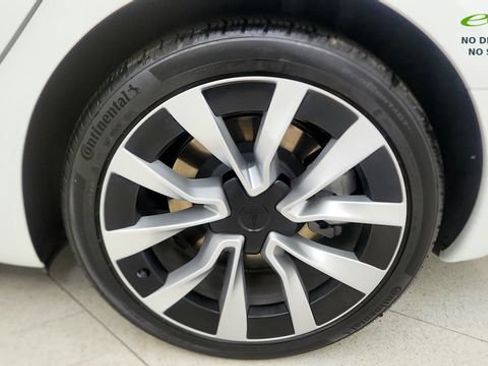 Used 2024 Tesla Model 3 Long Range RWD image 81