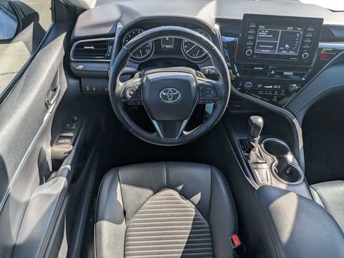 Used 2023 Toyota Camry SE FWD image 12
