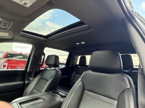 Used 2021 GMC Sierra 1500 Denali w/ Denali Ultimate Package AWD/4WD image 18