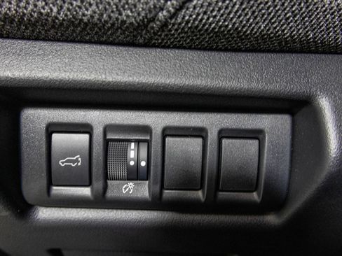 Used 2026 Subaru Outback Premium AWD/4WD image 36