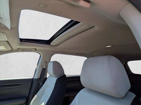 Used 2023 Honda CR-V EX image 13