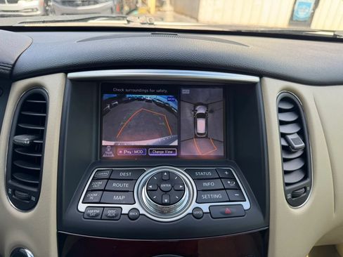 Used 2016 INFINITI QX50 2WD w/ Technology Package image 18