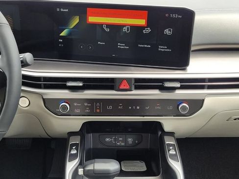 New 2026 Kia Sorento S FWD image 16