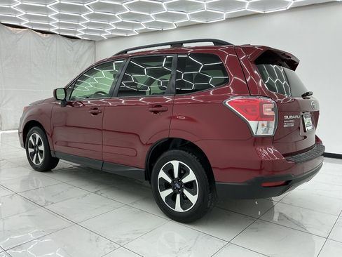 Used 2017 Subaru Forester 2.5i Premium w/ All-Weather Package AWD/4WD image 12