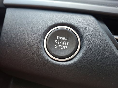New 2026 Kia Seltos SX AWD/4WD image 17