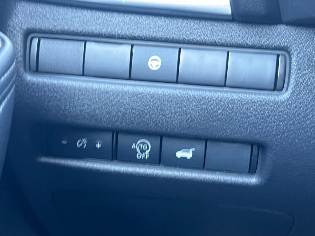 Certified 2024 Nissan Rogue SV FWD image 25
