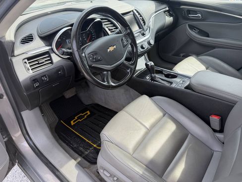 Used 2019 Chevrolet Impala LT w/ Sunroof and Spoiler Package FWD image 9