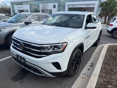 Certified 2023 Volkswagen Atlas Cross Sport SE w/ Black Wheel Package