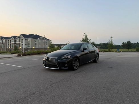 Used 2017 Lexus IS 300 AWD w/ Premium Package image 8