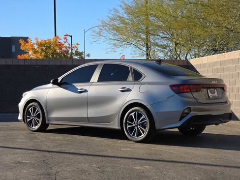 Used 2024 Kia Forte LXS image 7