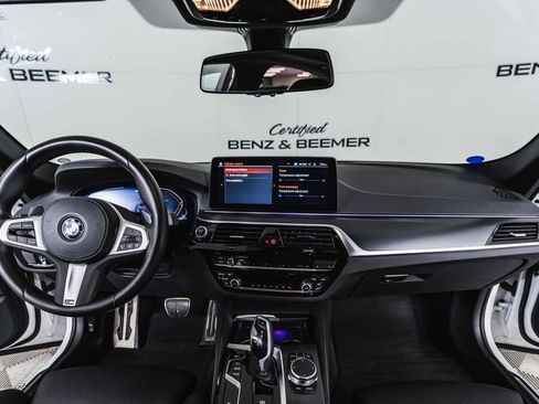 Used 2023 BMW 540i 540i w/ M Sport Package image 22