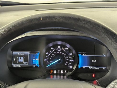 Used 2022 Ford Edge SE w/ Black Appearance Package image 18