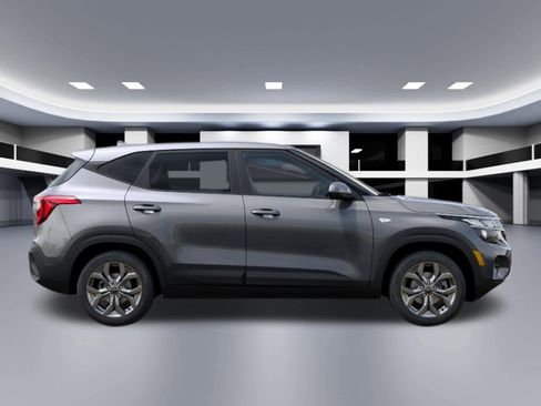 New 2026 Kia Seltos LX image 7