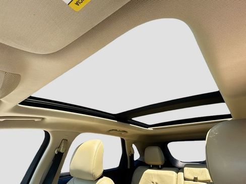Used 2016 Ford Edge SEL w/ Equipment Group 201A AWD/4WD image 22