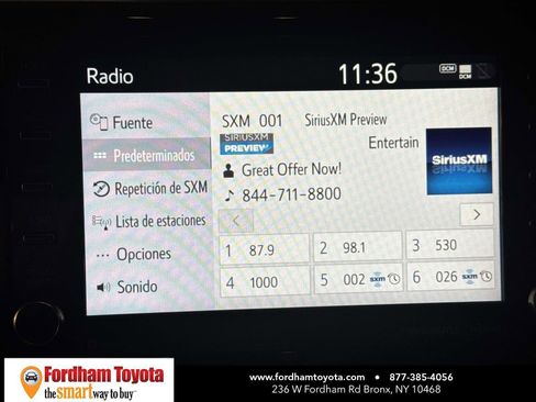 Used 2022 Toyota Highlander XLE AWD/4WD image 28
