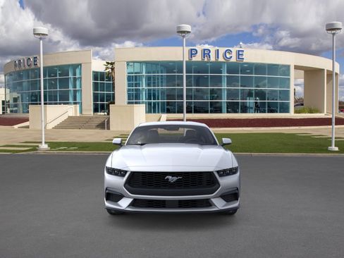 Used 2026 Ford Mustang Coupe RWD image 6