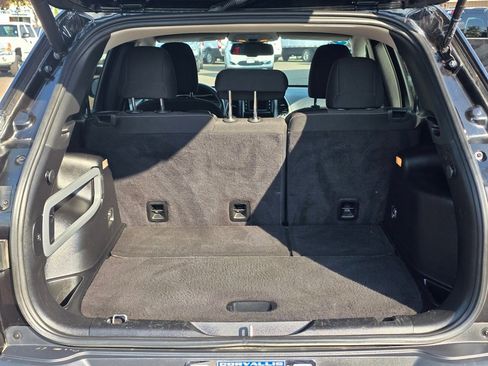Used 2015 Jeep Cherokee Latitude w/ Comfort/Convenience Group image 20