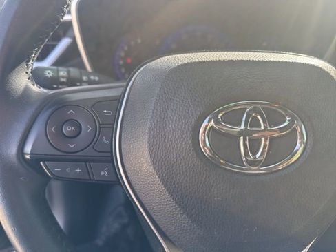 Used 2020 Toyota Corolla XSE image 13