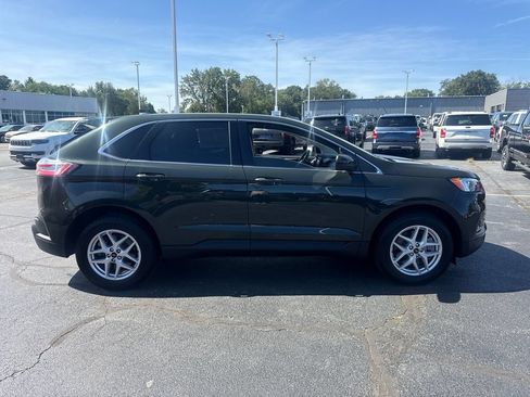 Used 2024 Ford Edge SEL w/ Convenience Package AWD/4WD image 6